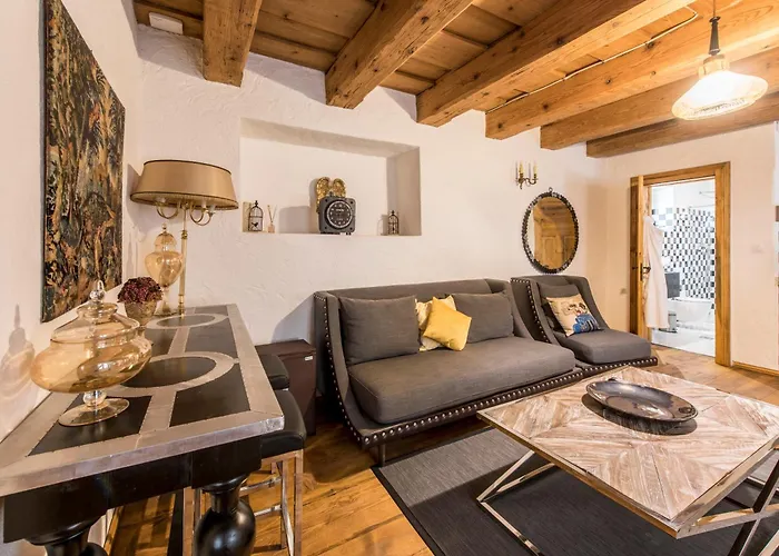 Casa Veche