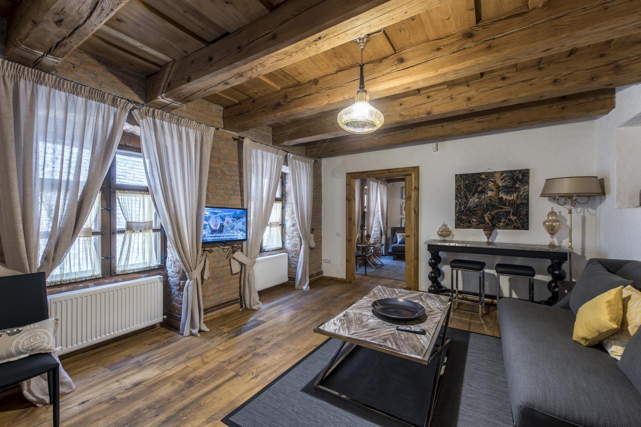 Casa Veche Aparthotel 2*