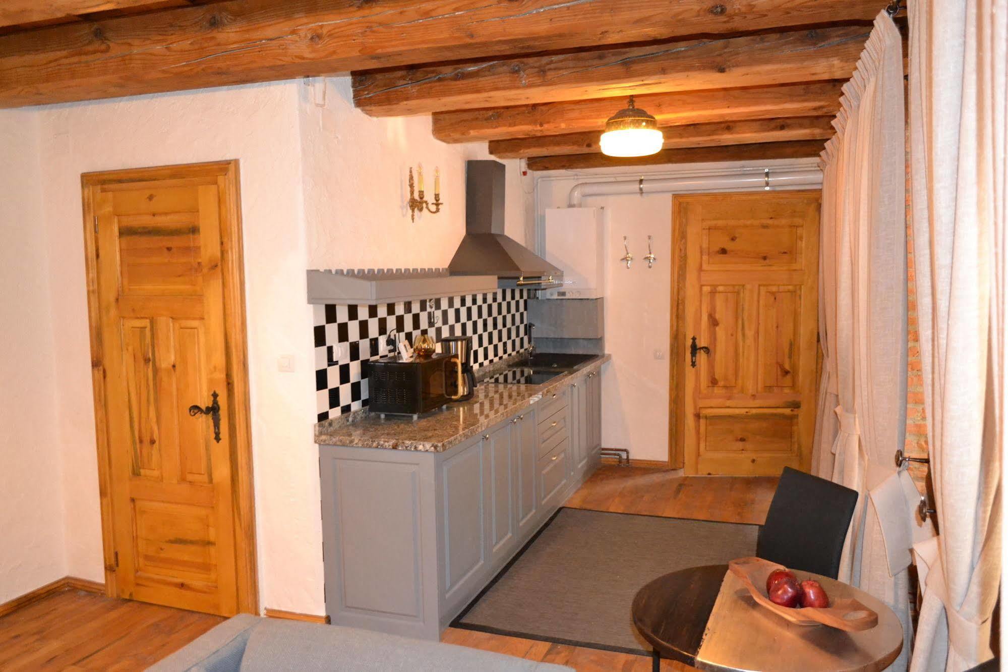 Aparthotel Casa Veche 2*